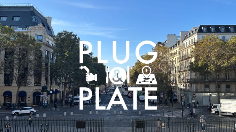 PLUG & Plateのロゴ